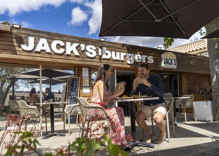 56p 2bdrms Aircon Camping *